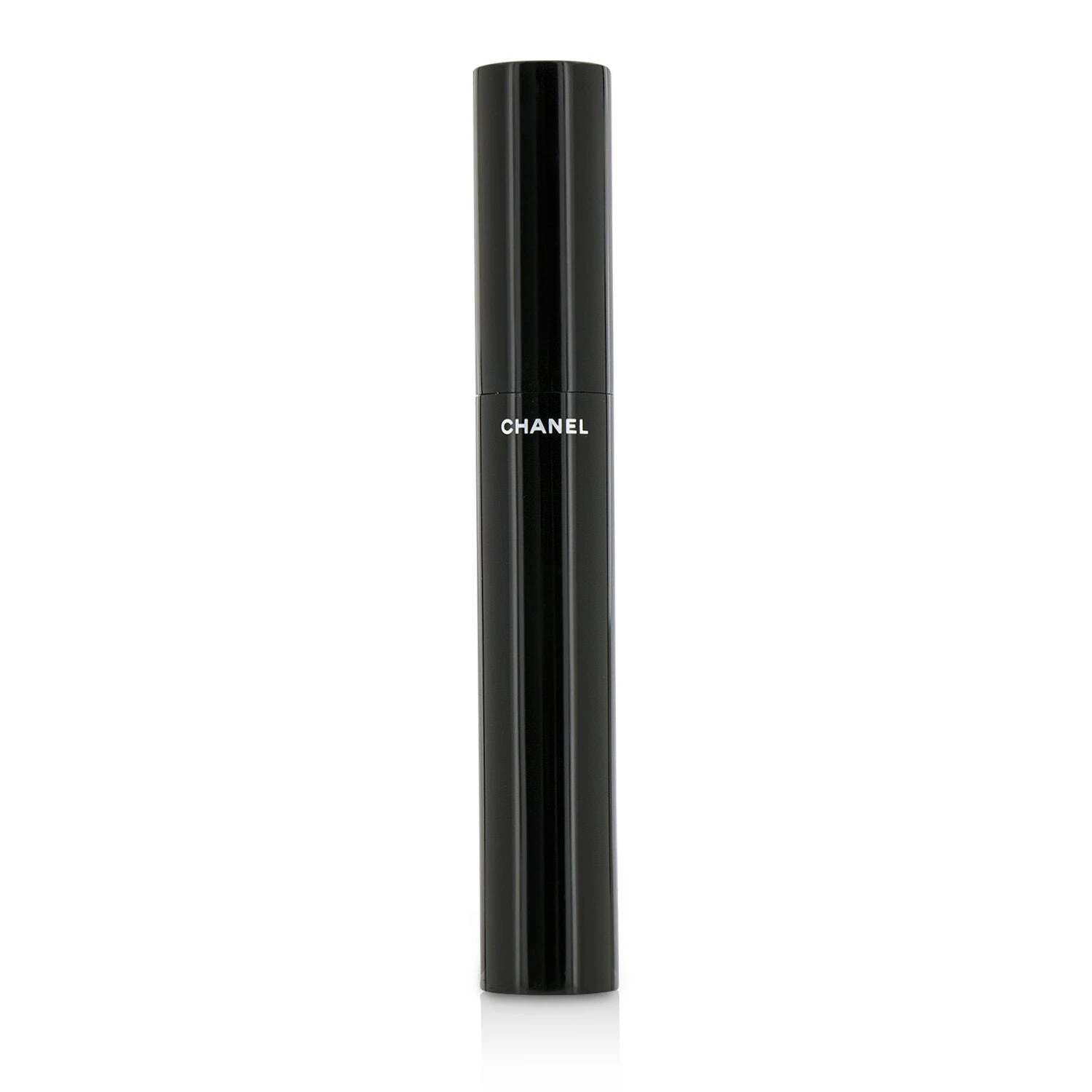 Chanel Le Volume De Chanel Mascara - # 10 Noir 6g/0.21oz 8 Chanel Le Volume De Chanel Mascara - # 10 Noir 6g/0.21oz - Image 6